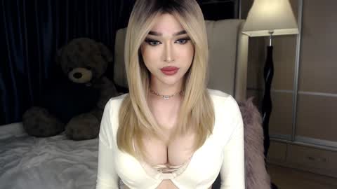 Snapshot of lilith_mazikeen69 chatting on December 2024 04:09:02 AM QUEEN LILITH BORBON online show from December 2024 04:09:02 AM