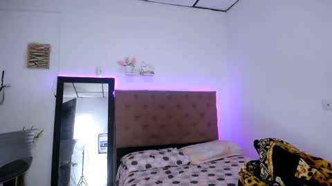 Lilith online show from November 2025 10:37:01 AM