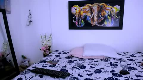 Lilith online show from December 2025 05:10:02 PM