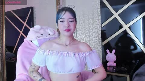 Lilith online show from December 2024 08:23:02 PM