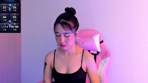 Lilith online show from March 2025 08:18:02 PM