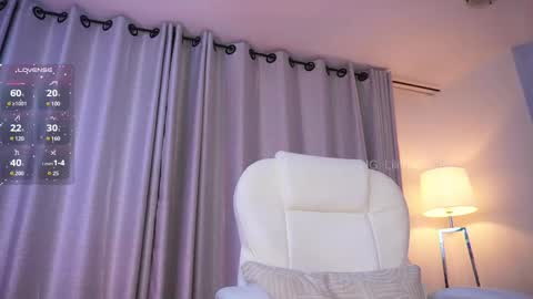 Lili  online show from March 2025 12:18:02 AM