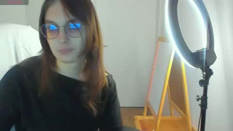 lilithiscute online show from October 2025 03:12:01 PM