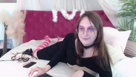 lilithiscute online show from October 2025 03:25:01 PM