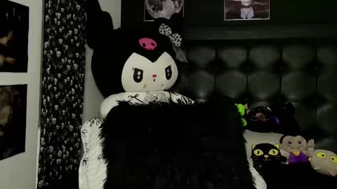 Snapshot of lilithmoon666 chatting on February 2025 01:11:02 AM online show from February 2025 01:11:02 AM