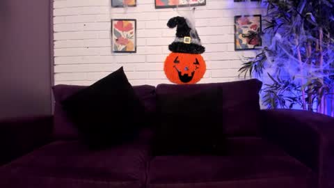 lilithmuller_ online show from October 2025 11:53:02 AM