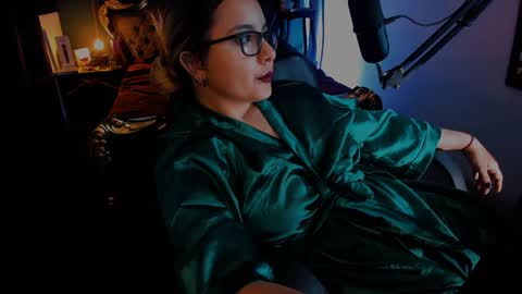 lilithmystic01 online show from January 2025 09:34:01 PM