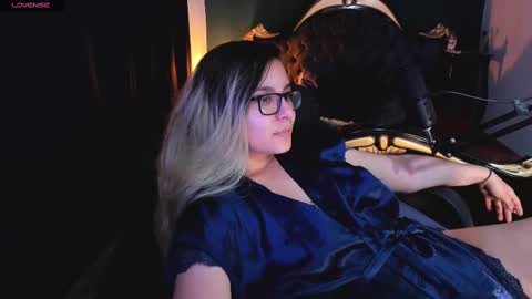 lilithmystic01 online show from February 2025 12:16:01 AM