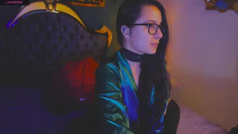 lilithmystic01 online show from October 2025 01:34:02 PM