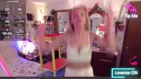 Lilithohfish online show from October 2025 12:24:02 PM