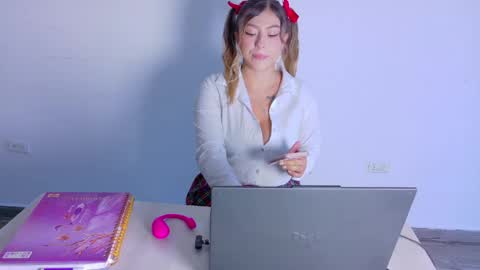 Snapshot of lilithsmiith chatting on May 2026 12:13:02 PM lilithsmiith online show from May 2026 12:13:02 PM