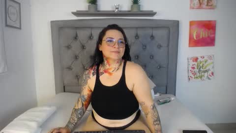 lille online show from February 2025 11:49:01 PM
