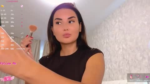 Lara Angel online show from November 2025 04:12:01 AM