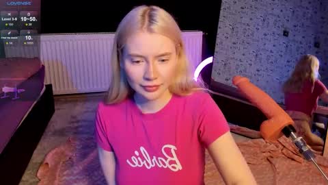 lillie_berry online show from February 2026 05:02:02 AM