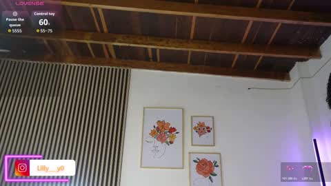 Sofia online show from November 2025 12:48:02 PM