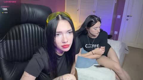 Snapshot of lilo_meow chatting on November 2025 03:03:02 PM Kris Lilo online show from November 2025 03:03:02 PM