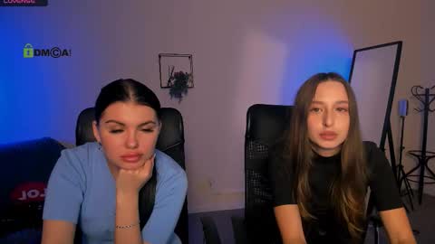 Snapshot of lilu_pink chatting on September 2025 05:43:02 AM lilu_pink online show from September 2025 05:43:02 AM