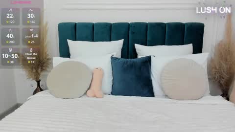 Lilu online show from January 2025 08:23:02 PM