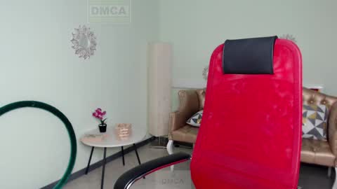 Lily online show from January 2025 04:26:01 AM