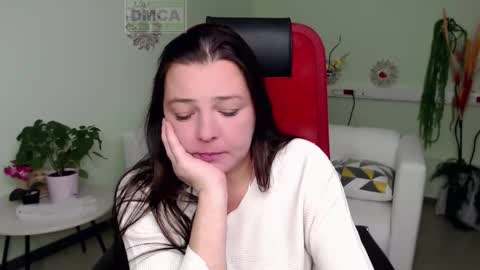 Lily online show from October 2025 05:40:01 AM