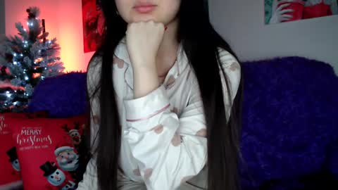 Lily Litle online show from January 2025 06:24:02 PM