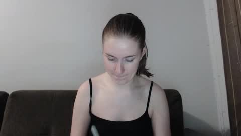 lily_love_x online show from October 2025 10:30:01 PM