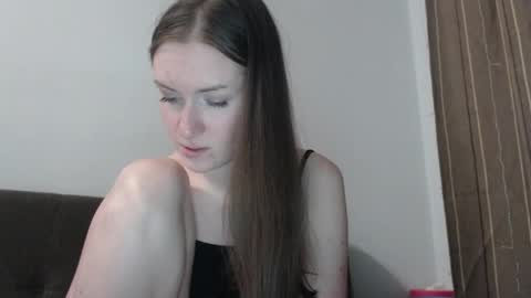 Snapshot of lily_love_x chatting on May 2026 02:19:01 AM lily_love_x online show from May 2026 02:19:01 AM