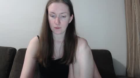 Snapshot of lily_love_x chatting on June 2026 10:54:01 PM lily_love_x online show from June 2026 10:54:01 PM