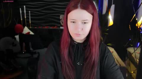 Snapshot of lily_moonlight chatting on February 2026 07:07:02 AM Lily online show from February 2026 07:07:02 AM