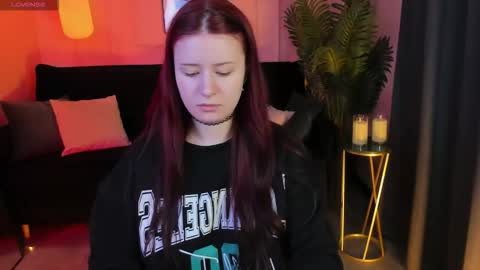 Snapshot of lily_moonlight chatting on March 2026 07:10:01 AM Lily online show from March 2026 07:10:01 AM