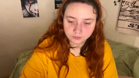 Snapshot of lily_shamy chatting on December 2024 05:14:02 PM Alice online show from December 2024 05:14:02 PM