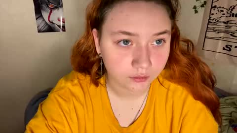 Snapshot of lily_shamy chatting on December 2024 07:00:01 PM Alice online show from December 2024 07:00:01 PM