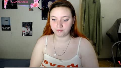 Snapshot of lily_shamy chatting on January 2025 05:33:02 PM Alice online show from January 2025 05:33:02 PM