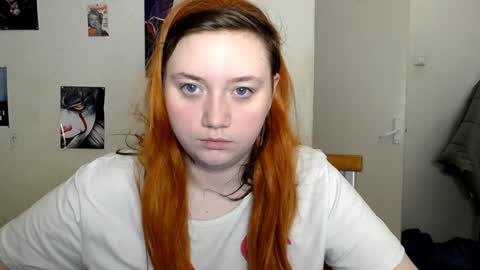 Snapshot of lily_shamy chatting on January 2025 08:04:02 PM Alice online show from January 2025 08:04:02 PM