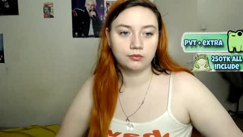 Snapshot of lily_shamy chatting on January 2025 04:39:01 PM Alice online show from January 2025 04:39:01 PM