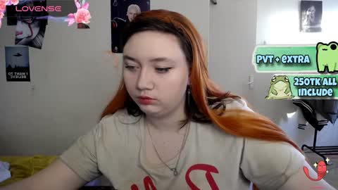 Snapshot of lily_shamy chatting on February 2025 01:11:02 PM Alice online show from February 2025 01:11:02 PM