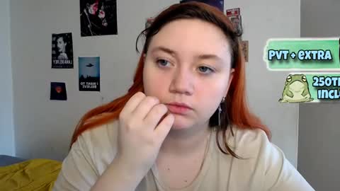 Snapshot of lily_shamy chatting on February 2025 12:11:02 PM Alice online show from February 2025 12:11:02 PM