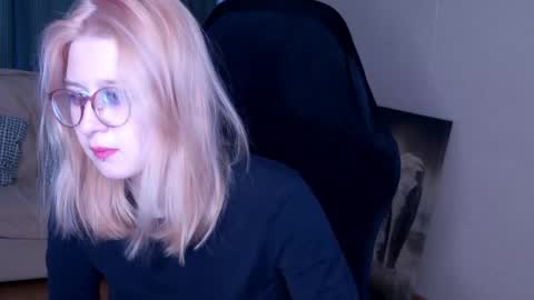 Lily Spark online show from May 2026 01:11:02 AM