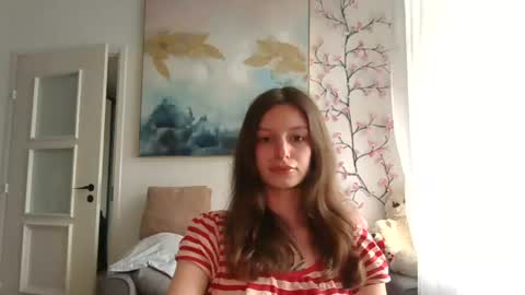 lilycandy_ online show from June 2026 11:01:02 AM