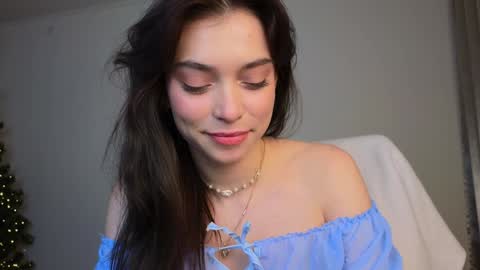 Lily   online show from January 2025 06:49:01 PM