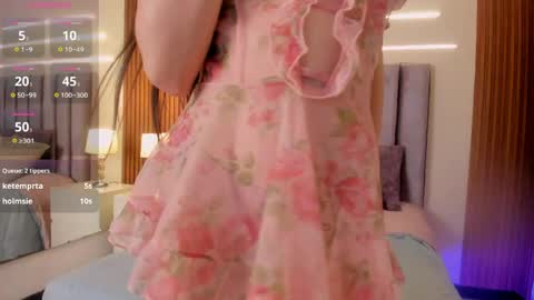 Snapshot of lilyhartt chatting on April 2026 01:48:02 PM Lili online show from April 2026 01:48:02 PM