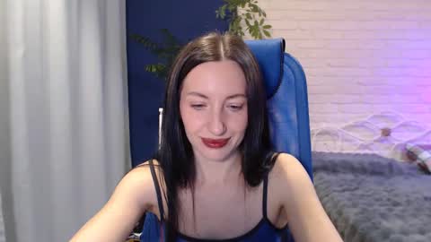 Lily online show from October 2025 11:08:02 AM