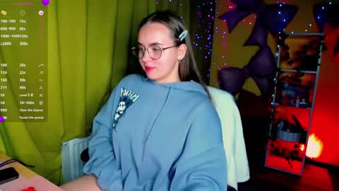 Snapshot of lilysweet13 chatting on May 2026 08:24:01 PM Lily online show from May 2026 08:24:01 PM