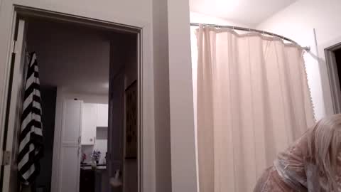 Snapshot of lilyyymonroee chatting on March 2026 12:56:01 PM Lily Monroe online show from March 2026 12:56:01 PM