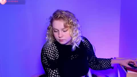 Snapshot of lime_cat chatting on September 2025 12:03:01 AM lime cat online show from September 2025 12:03:01 AM