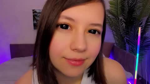 Lina online show from March 2025 05:07:01 AM