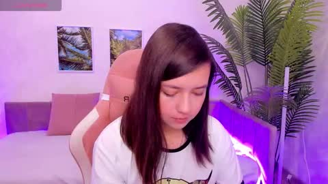 Lina online show from October 2025 03:04:02 AM