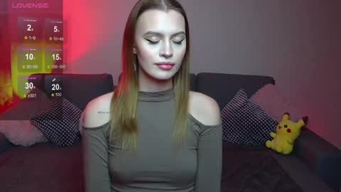 Snapshot of lina_bush chatting on December 2024 02:48:02 PM lina_bush online show from December 2024 02:48:02 PM
