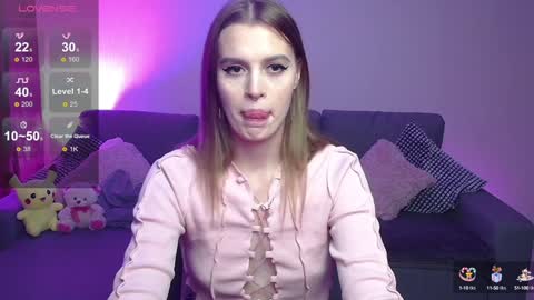 Snapshot of lina_bush chatting on December 2024 07:07:02 PM lina_bush online show from December 2024 07:07:02 PM