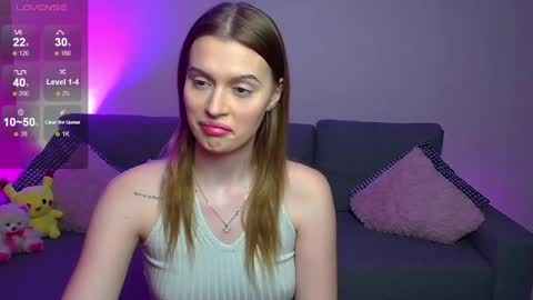 Snapshot of lina_bush chatting on February 2025 12:05:02 PM lina_bush online show from February 2025 12:05:02 PM